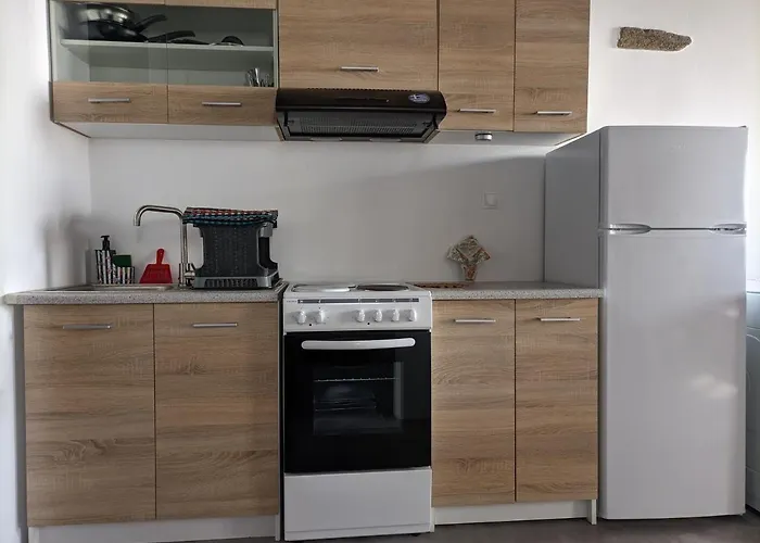 Monte Kechros Lantställe *